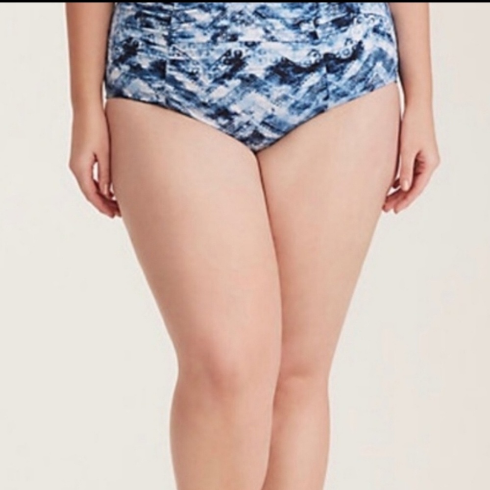 Torrid Blue Chevron Tie Die Tankini Bottom - Picture 1 of 2
